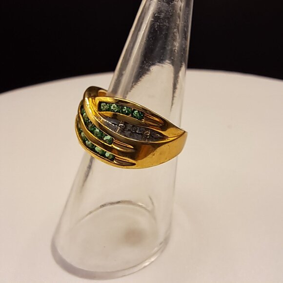 Emerald Diamond 10K Gold Ring Size 6.5 Christmas Special - Picture 3 of 13
